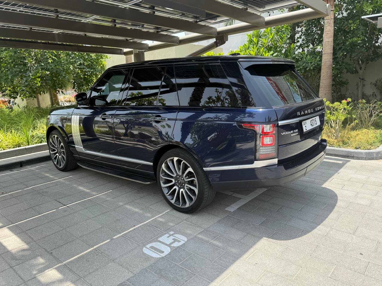Blau Land Rover Range Rover Vogue SE Supercharged 2016